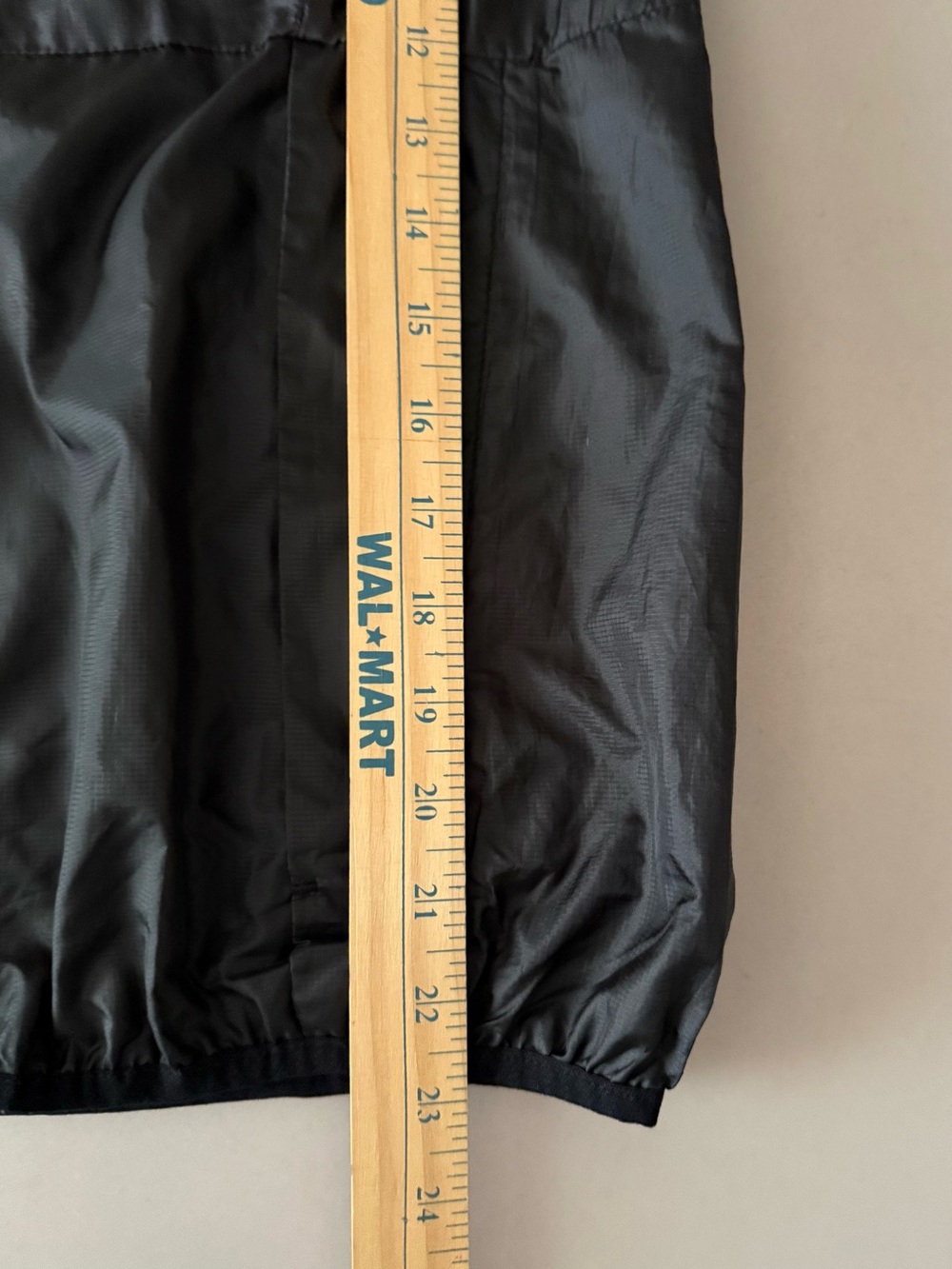 Zyia Active Women's Black Trainer Hooded Vest Windbreaker Packable - Picture 4 of 14